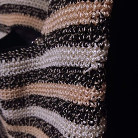 The Sak Crochet Stripped Cream Casual & Black Double Handle Women's Shoulder Bag - Picture 10 of 10